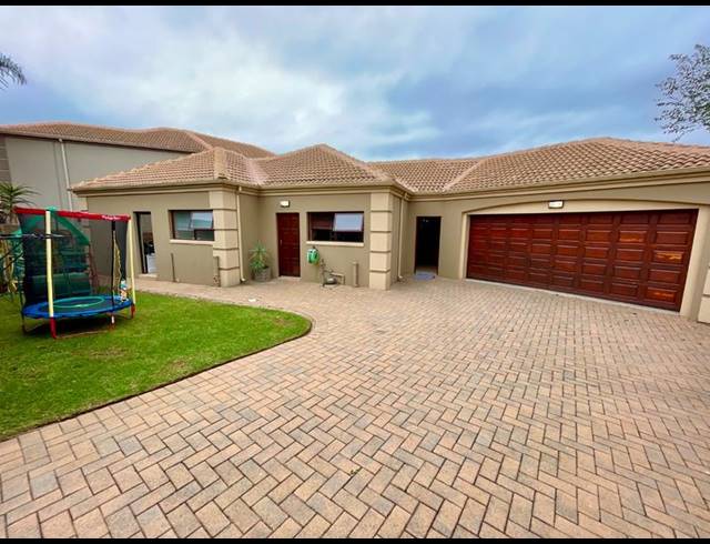 3 BEDROOM HOUSE FOR SALE IN NOORDHEUWEL